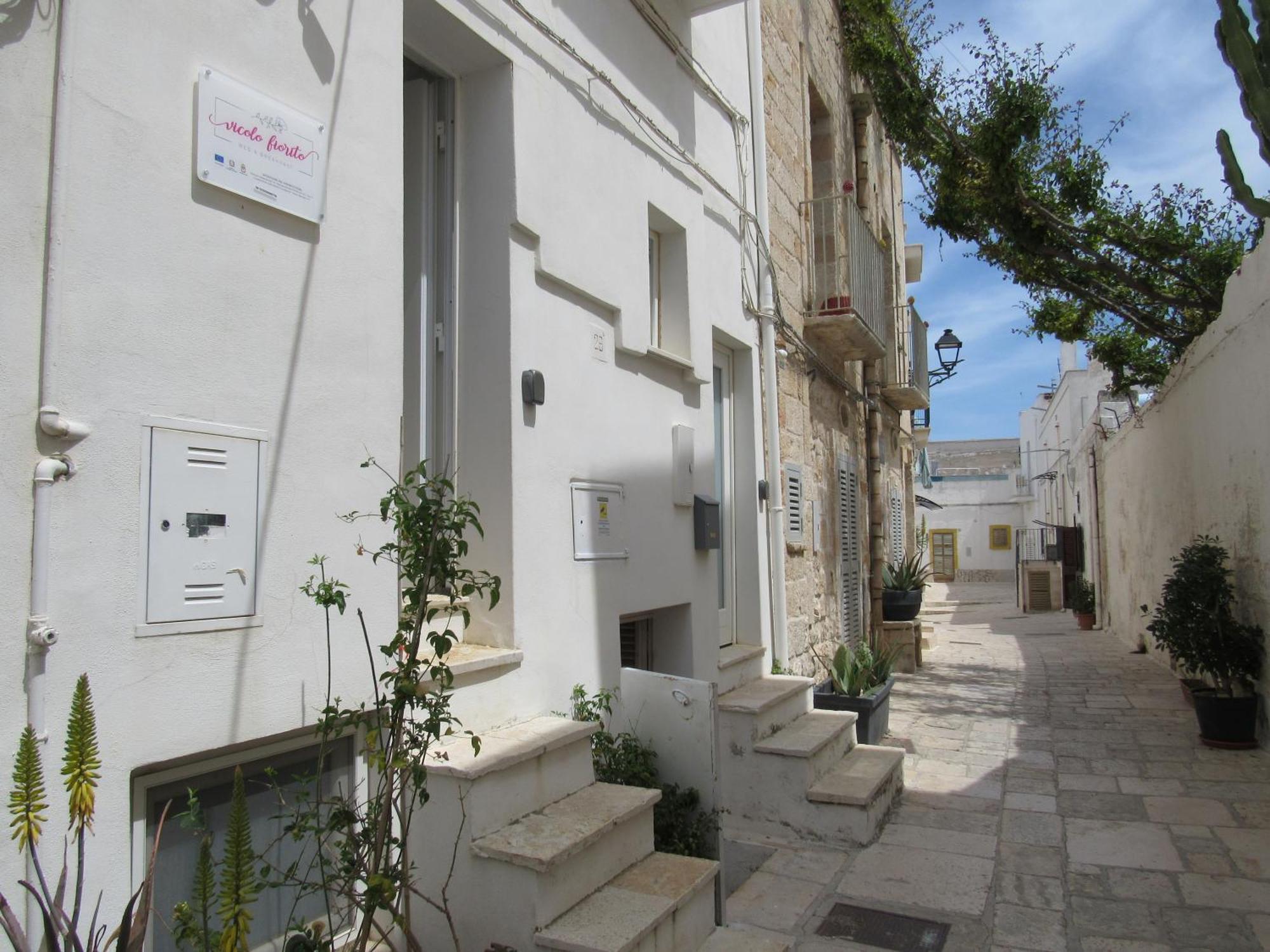 Vicolo Fiorito B&B Polignano a Mare Exterior photo